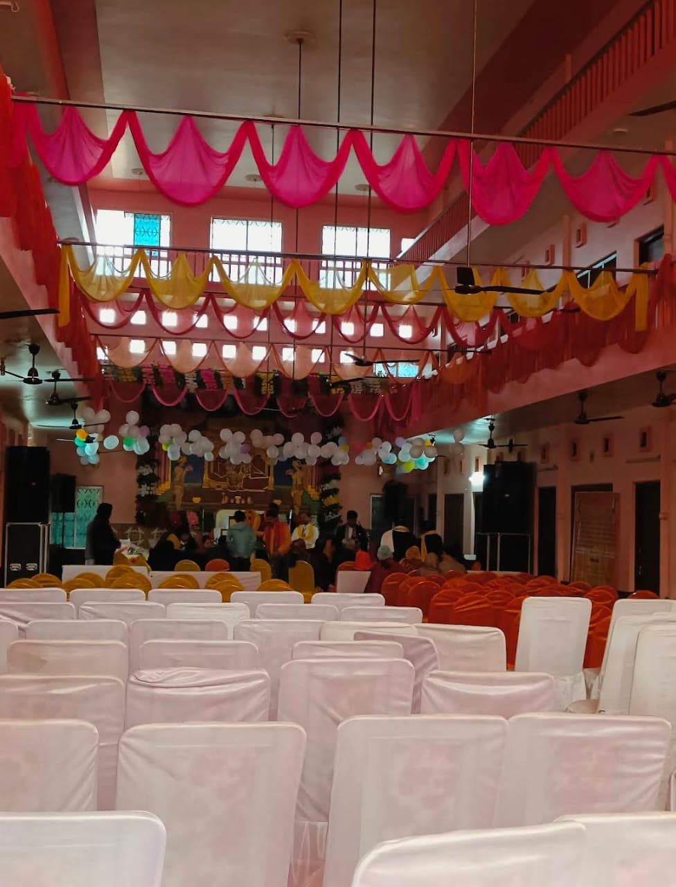 Spiritual architecture and serene atmosphere at Shri Janki Mahal Trust Ayodhya